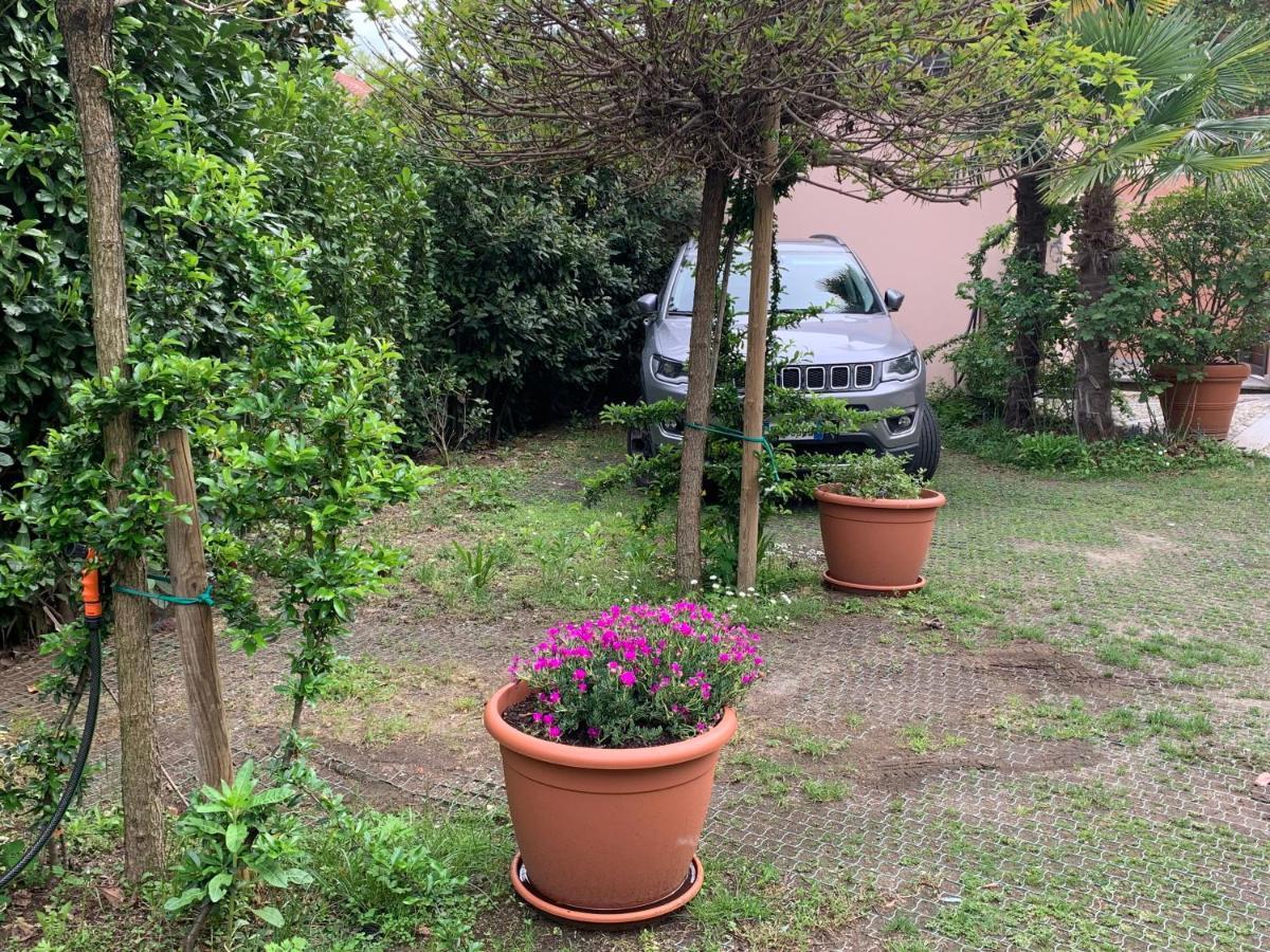 Casabella-Lago Maggiore Lesa Kültér fotó